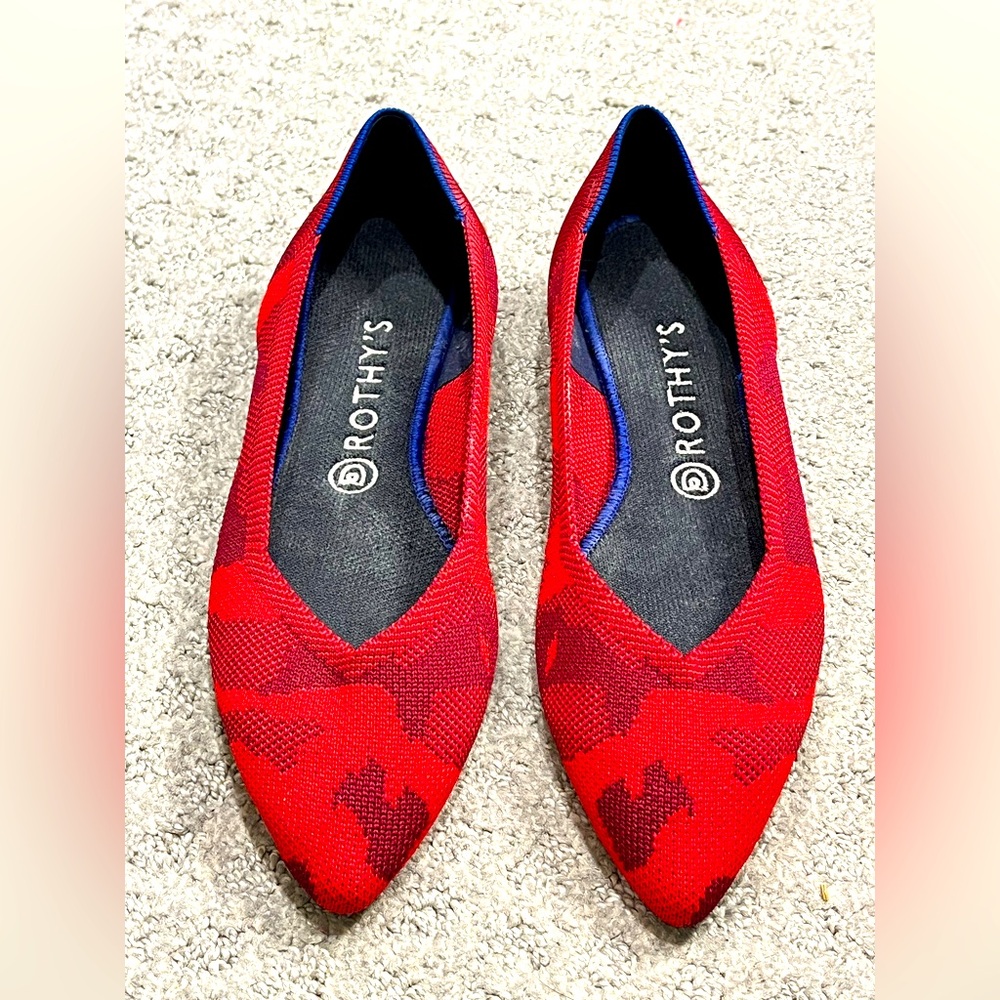 Rothy’s size 10 Women’s Red Camo Pointed Toe Ballet Flats RARE 🔥🔥